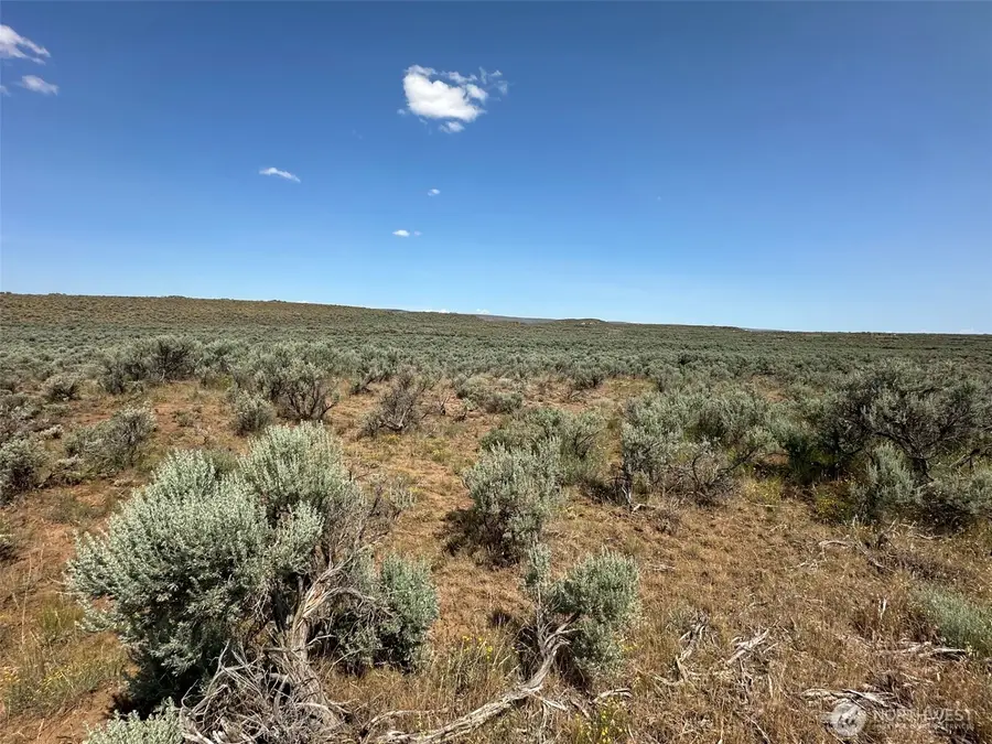 5202 Texas Loop #5, Ephrata, WA 98823 - Image #3