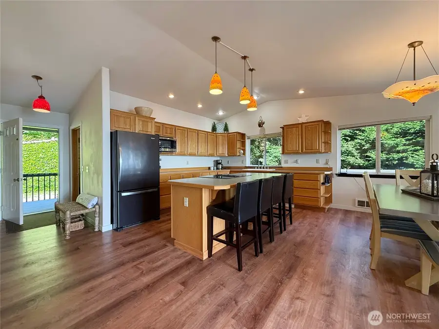 1 Beach Way, Hat Island, WA 98206 - Image #3