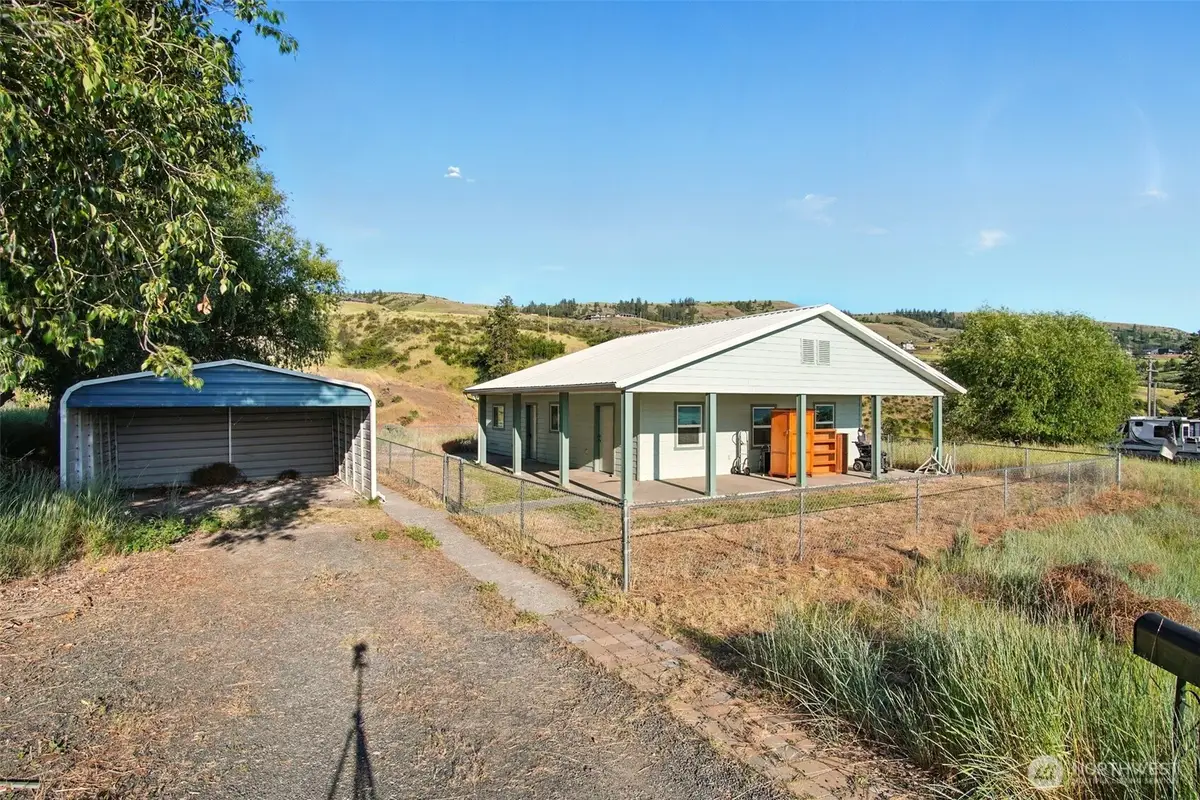 41450 Sunday Bay Rd N, Deer Meadows, WA 99122 - Image #1