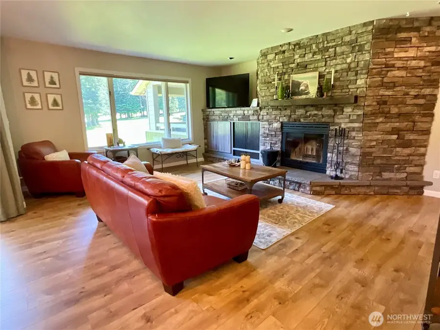 20795 Kahler Drive #E7, Leavenworth, WA 98826 - Image #2