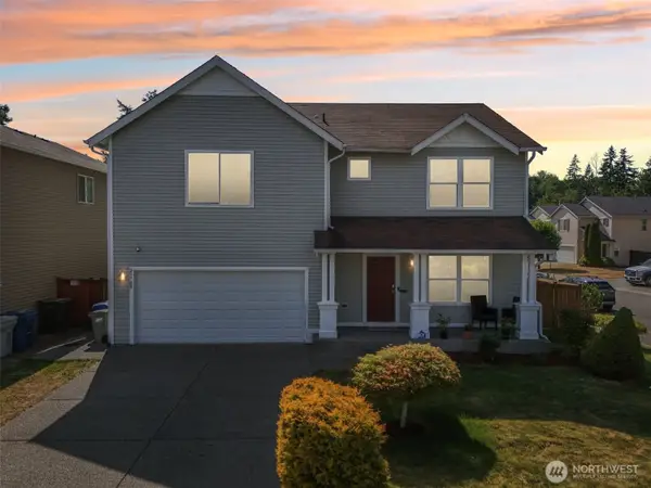 29709 217th Place Se, Kent, WA 98042