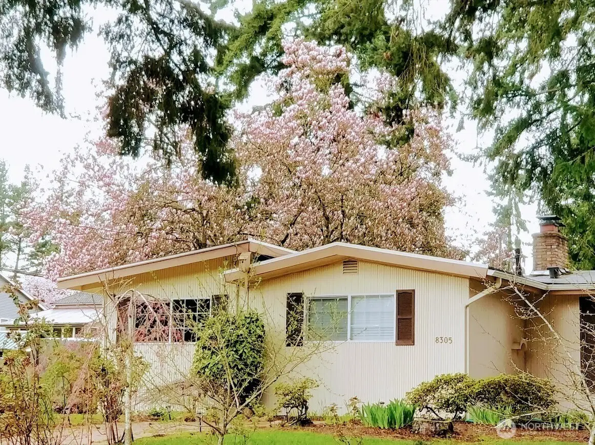 8305 134th Avenue Ne, Redmond, WA 98052 - Image #1