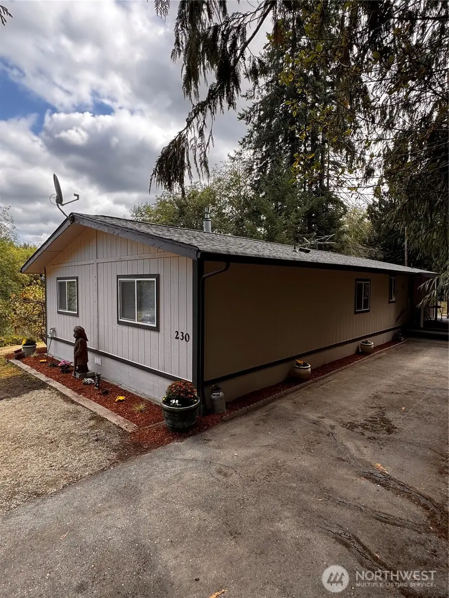 230 Meadowood Drive W, Seabeck, WA 98380 - Image #2
