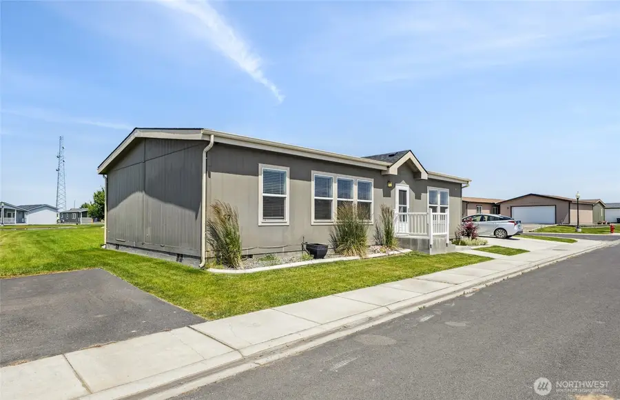 1701 E Burr Avenue #67, Moses Lake, WA 98837 - Image #2