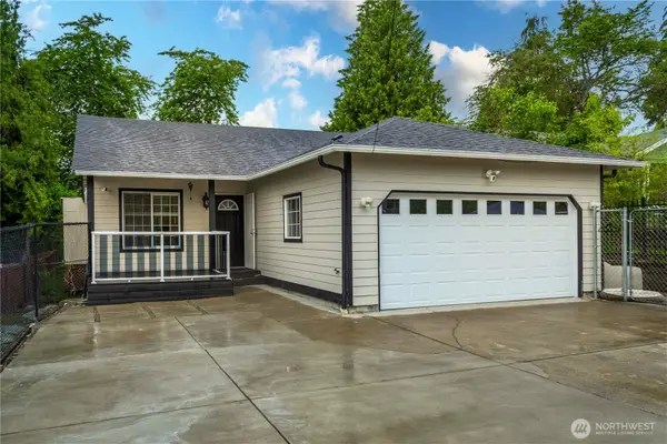 401 107th Street S, Tacoma, WA 98444