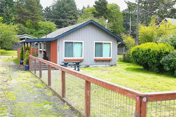 1620 S Ocosta Street, Westport, WA 98595