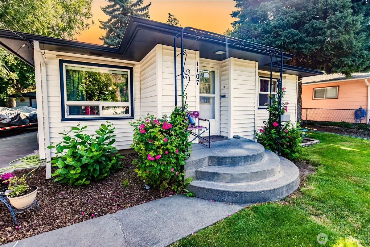 1107 S 4th Street, Dayton, WA 99328 - Image #1