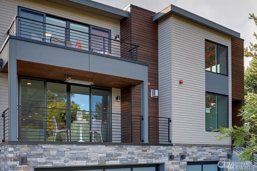 8707 116th Avenue Ne #A, Kirkland, WA 98033 - Image #2