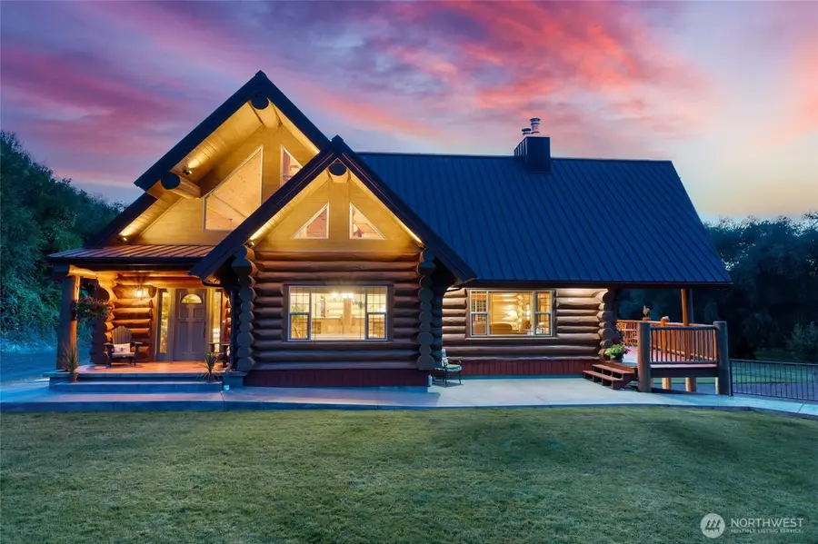 1025 Orchard Street, Waitsburg, WA 99361 - Image #2