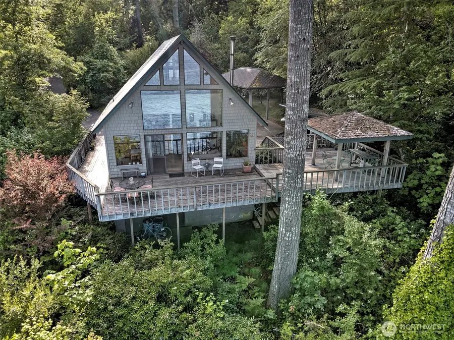 662 E Stadium Beach Road E, Grapeview, WA 98546 - Image #3