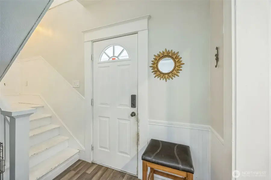 818 Wyoming Street, Raymond, WA 98577 - Image #3