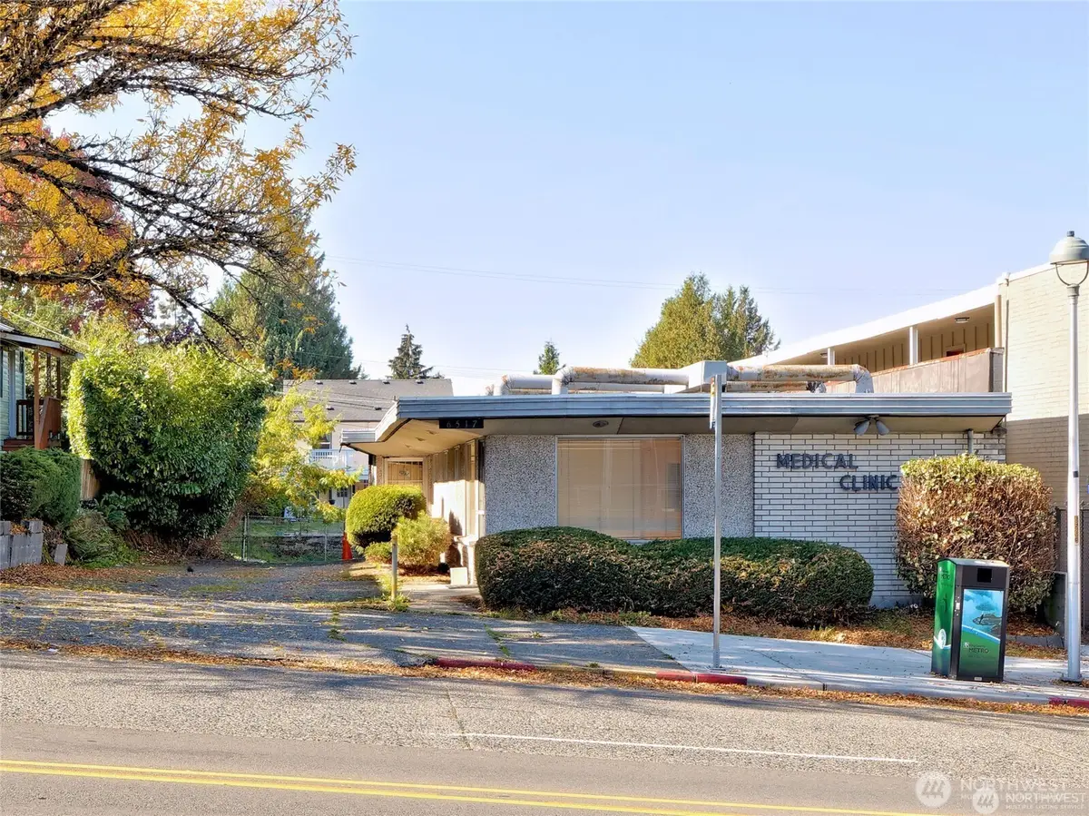 6517 35th Avenue Sw, Seattle, WA 98126 - #1