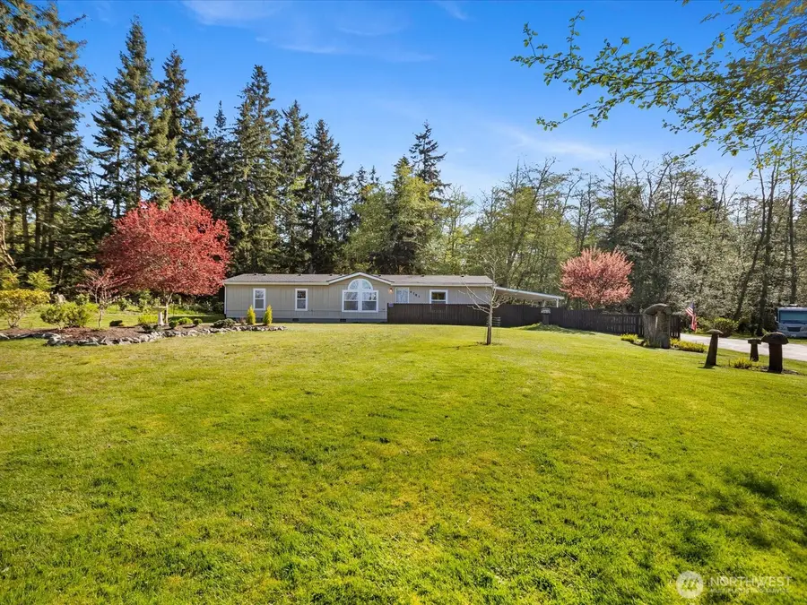 4781 Smugglers Cove Road, Freeland, WA 98249 - Image #2