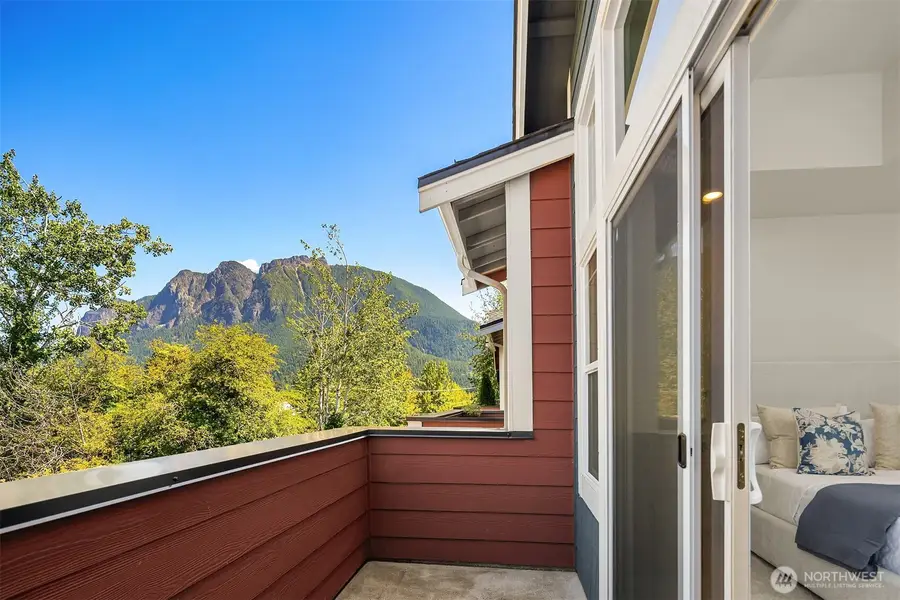 369 E Park Street #D3, North Bend, WA 98045 - Image #2