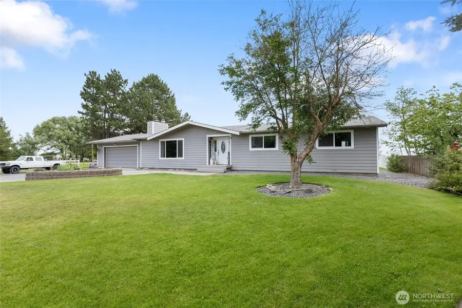 2351 Admiral Road Ne, Moses Lake, WA 98837 - Image #2