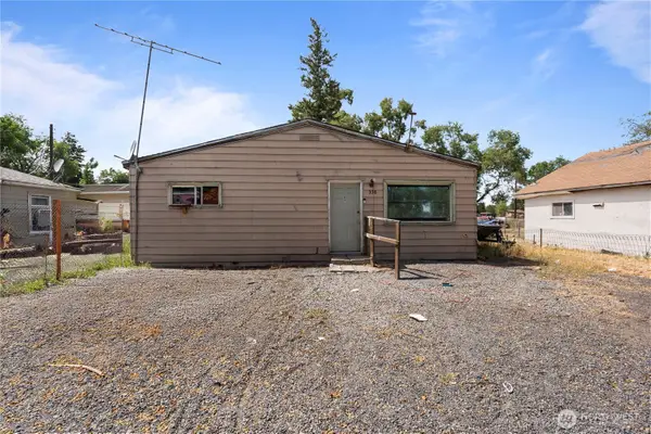 358 NW Ephrata Avenue, Soap Lake, WA 98851
