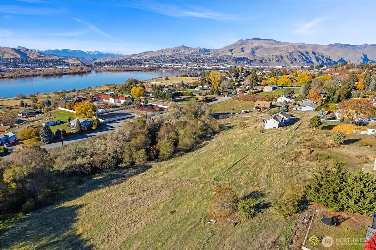 2599 NW Columbia Avenue, East Wenatchee, WA 98802 - Image #1