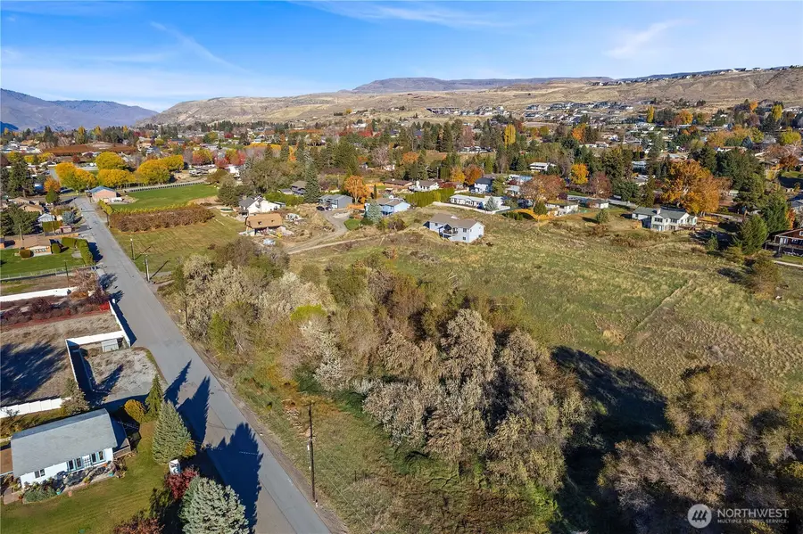 2599 NW Columbia Avenue, East Wenatchee, WA 98802 - Image #3