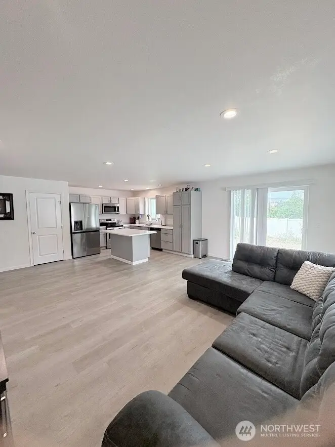 1344 Theo Way, Rock Island, WA 98850 - Image #2