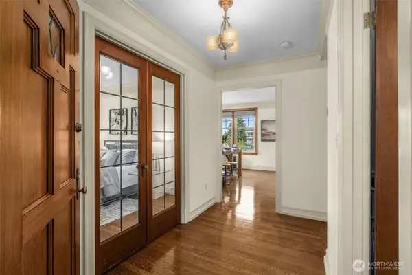 405 Prospect Street #201, Seattle, WA 98109