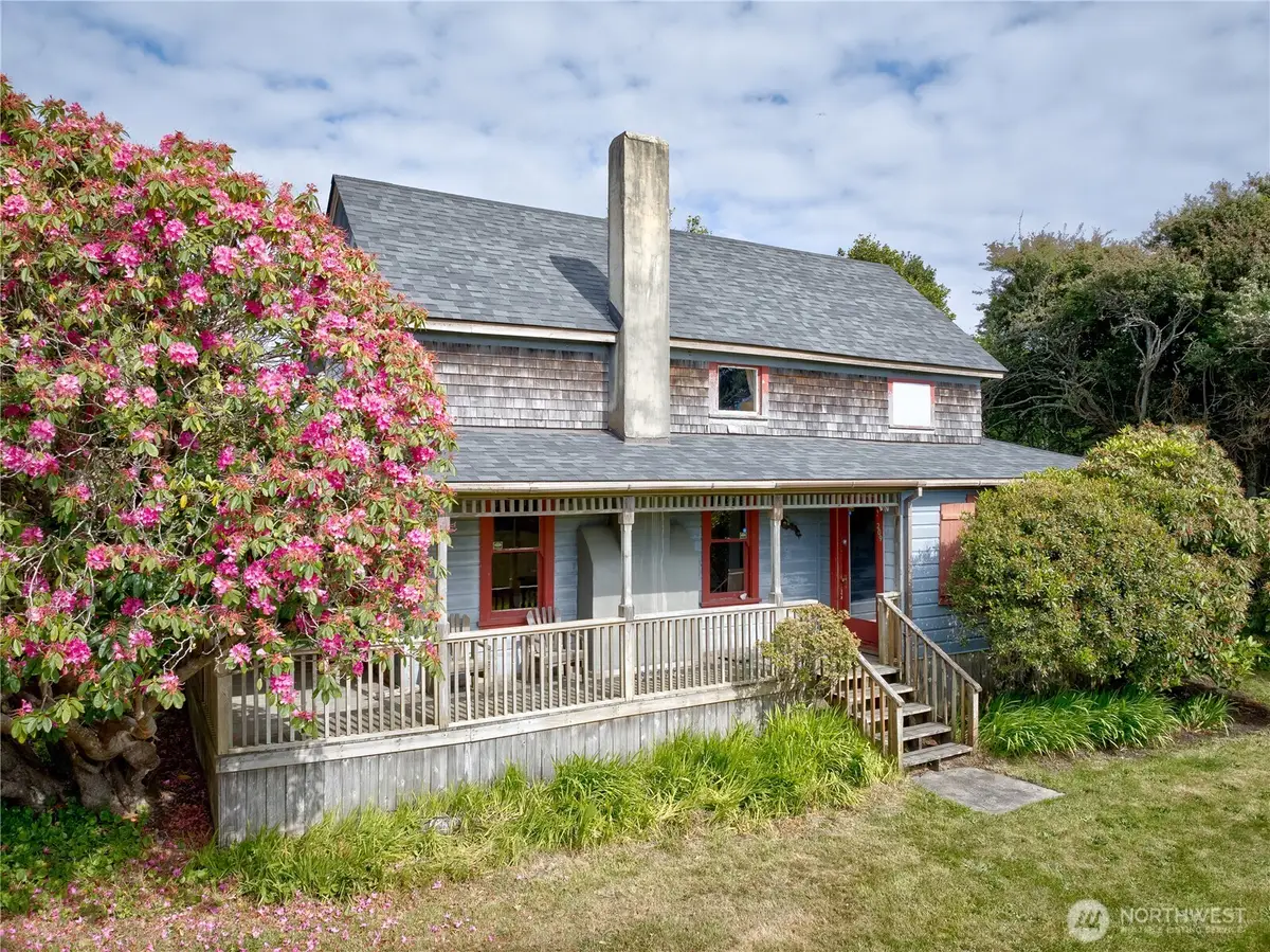 209 3rd Street Se, Long Beach, WA 98631 - Image #1