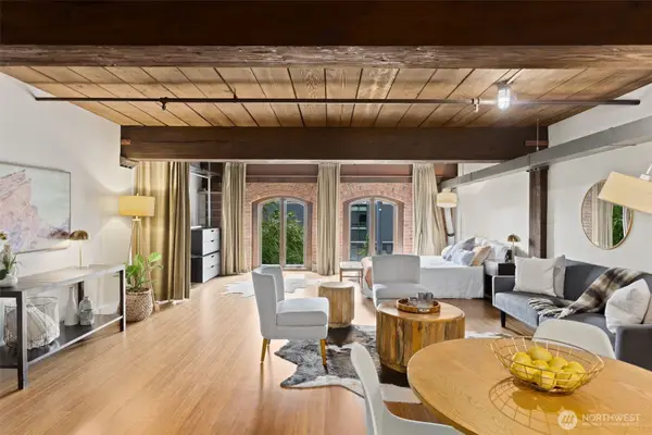 1507 Western Avenue #R302, Seattle, WA 98101