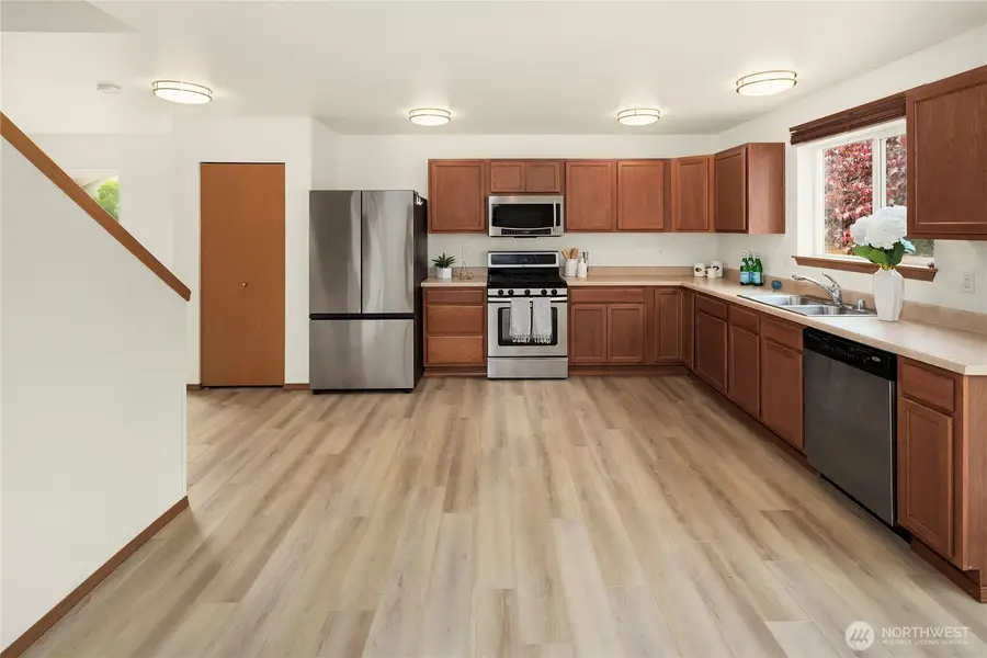 21638 SE 297th Street, Kent, WA 98042 - Image #2