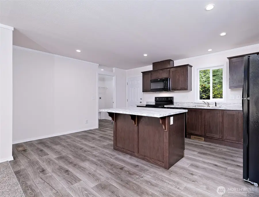 70 E Earll Drive, Shelton, WA 98584 - Image #3