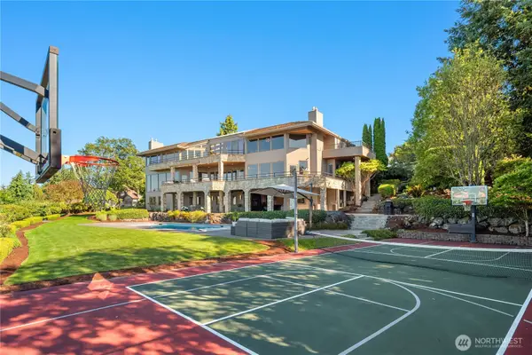 6411 View Street Ne, Tacoma, WA 98422