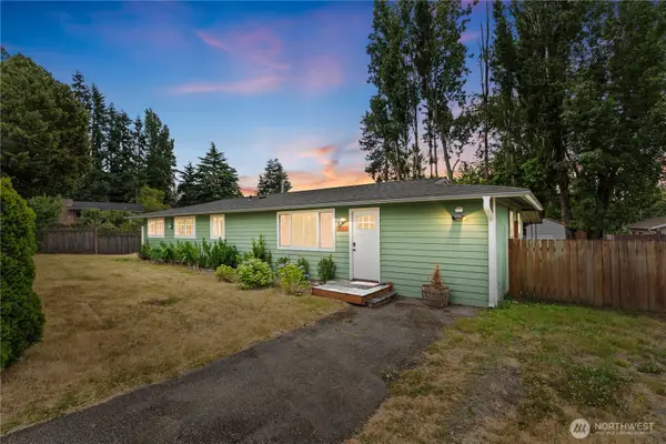 2229 SW 330th Street, Federal Way, WA 98023