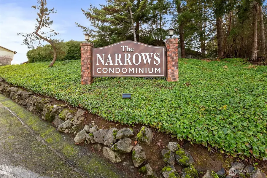 3400 Narrows View Lane Ne #204, Bremerton, WA 98310 - Image #2