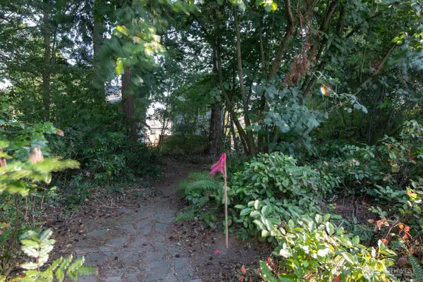 0 1st Avenue Ne, Seattle, WA 98125