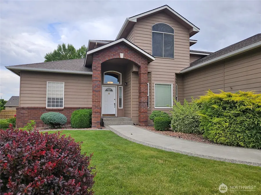1240 Vintage Avenue, Richland, WA 99352 - Image #2