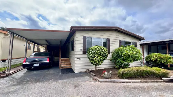 18501 52nd Avenue W #22, Lynnwood, WA 98037