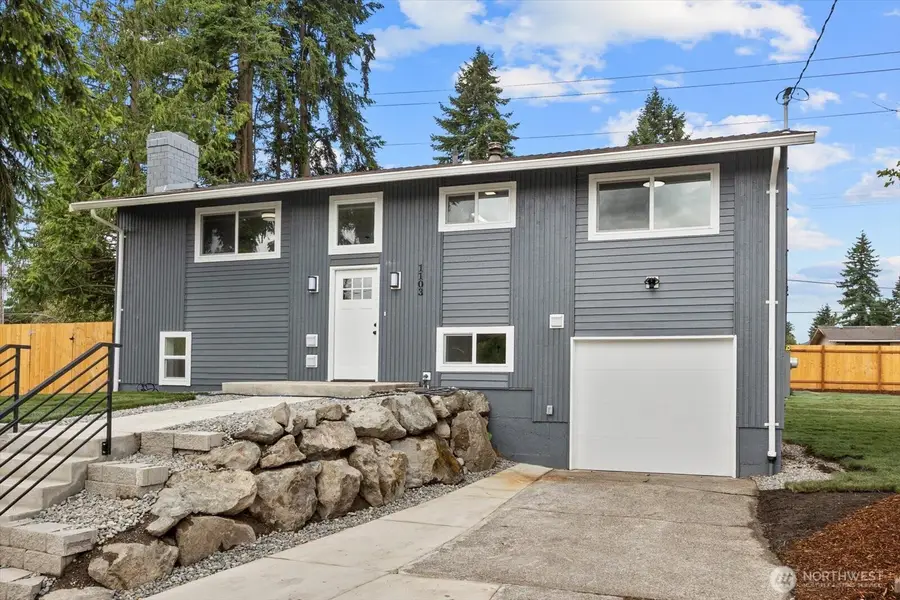 1103 Vashon Court Ne, Renton, WA 98059 - Image #3