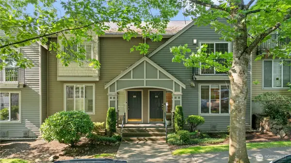 12310 NE 92nd Street #H-204, Kirkland, WA 98033