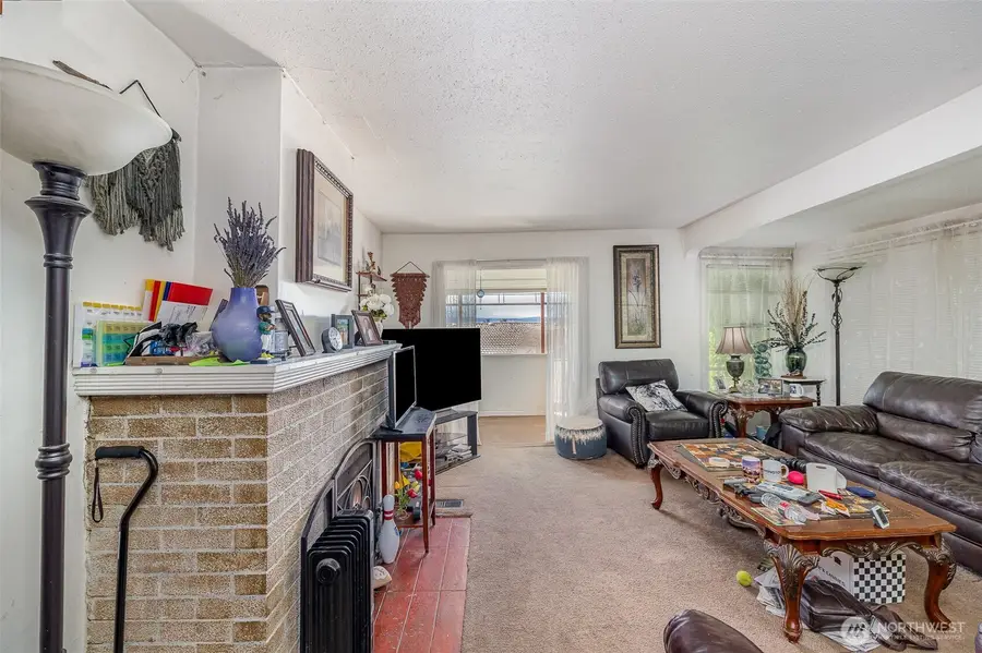 2159 52nd Avenue Sw, Seattle, WA 98116 - Image #3