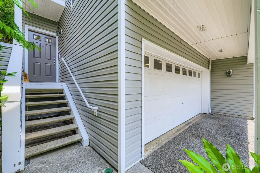23120 SE Black Nugget Road #D1, Issaquah, WA 98029 - Image #3