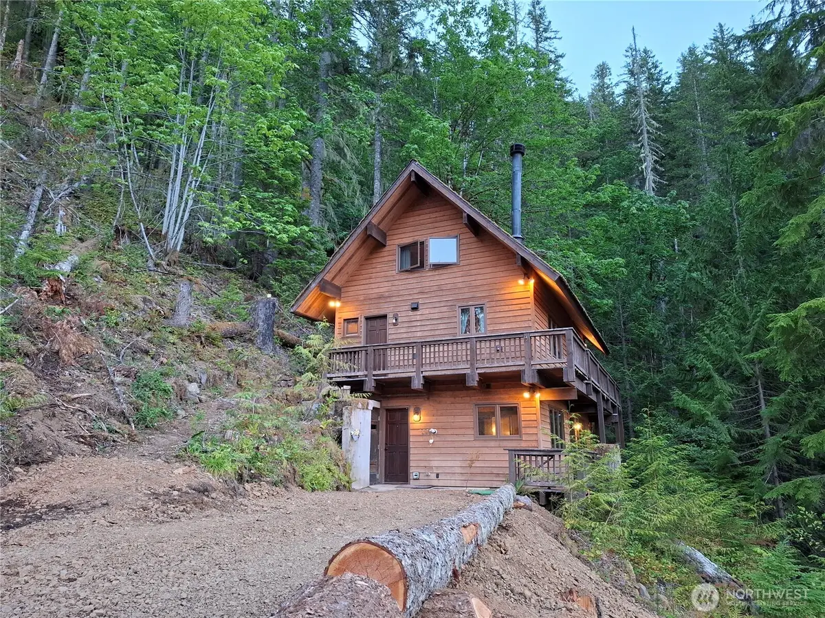 1013 N Poosh-me-up Drive, Lilliwaup, WA 98555 - Image #1