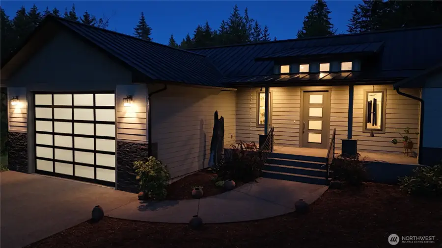 882 Gellor, Port Angeles, WA 98362 - Image #3