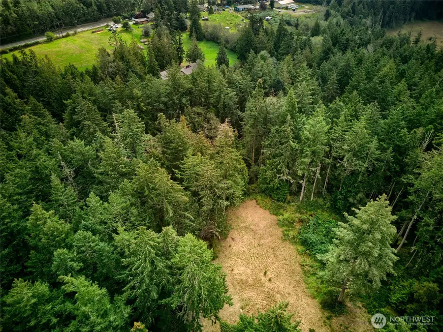3596 Green Cliffs Road, Anacortes, WA 98221 - Image #2