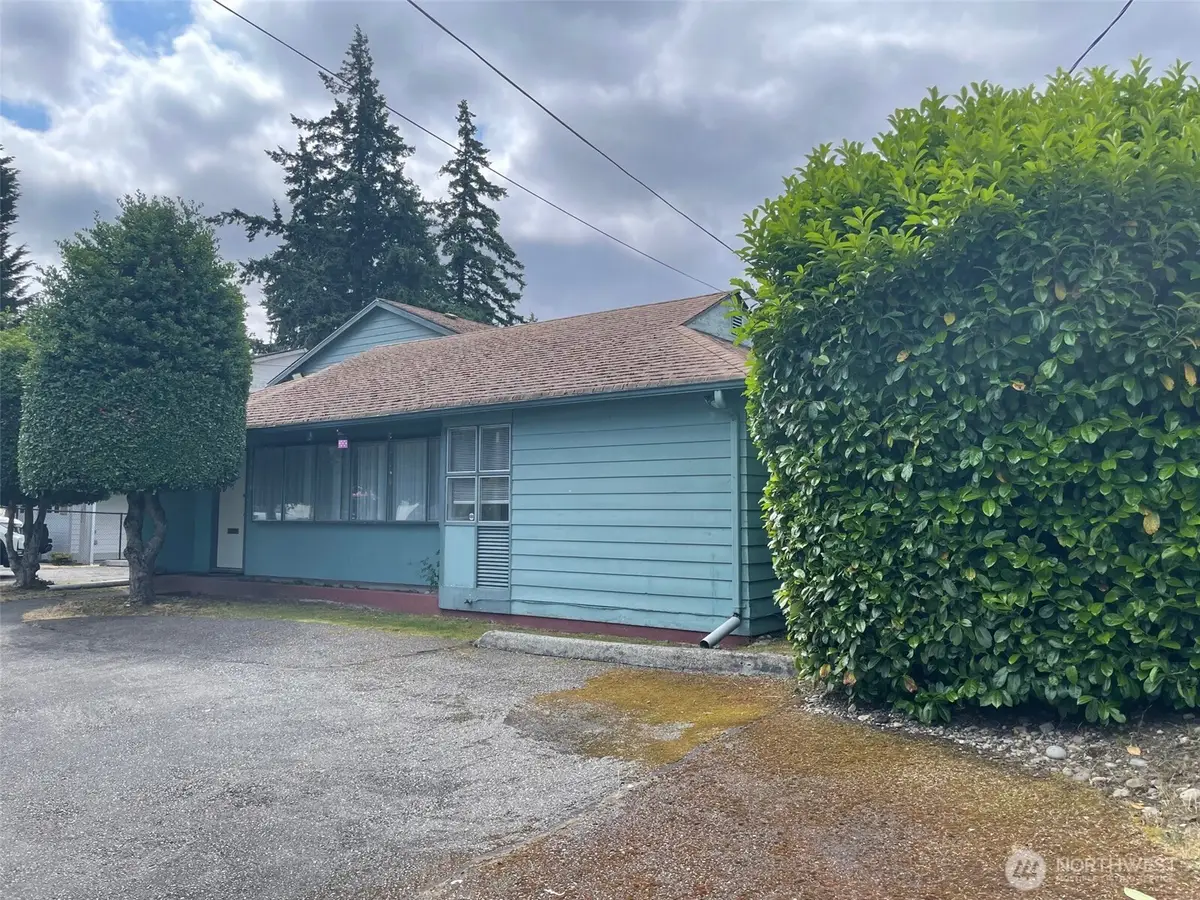 6514 SW Steilacoom Boulevard, Lakewood, WA 98499 - Image #1