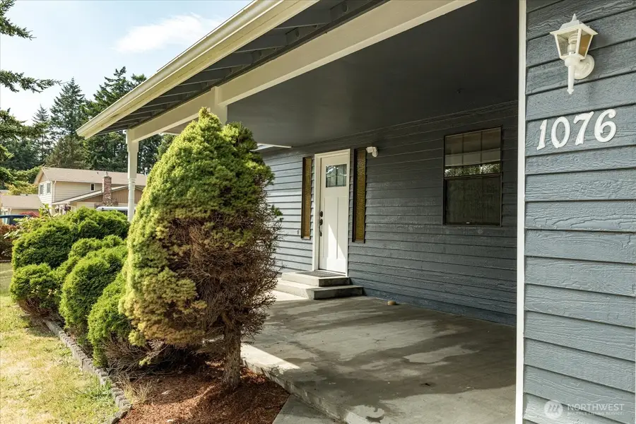 1076 NW Kitsap Terrace, Oak Harbor, WA 98277 - Image #3