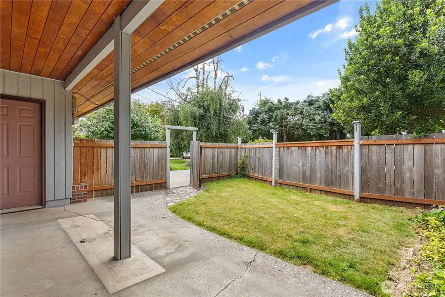 8374 W Meadow Lane, Lynden, WA 98264 - Image #3