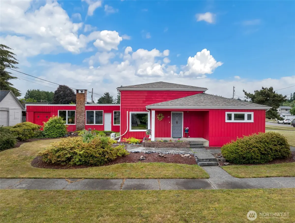 215 H Street, Cosmopolis, WA 98537 - Image #1