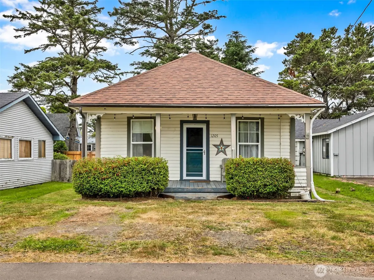 1205 49th Street, Seaview, WA 98644 - Image #1
