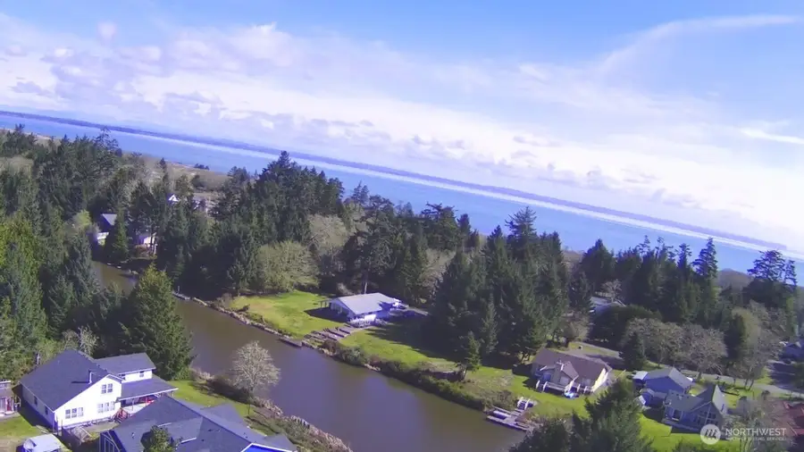 135 Duck Lake Drive Ne, Ocean Shores, WA 98569 - Image #3
