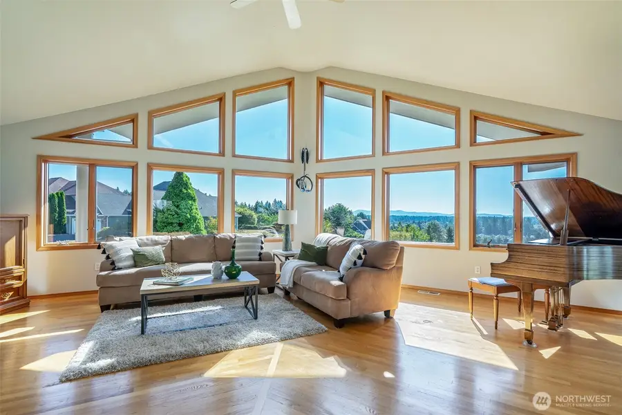 8705 Fenwick Loop Se, Olympia, WA 98513 - Image #2