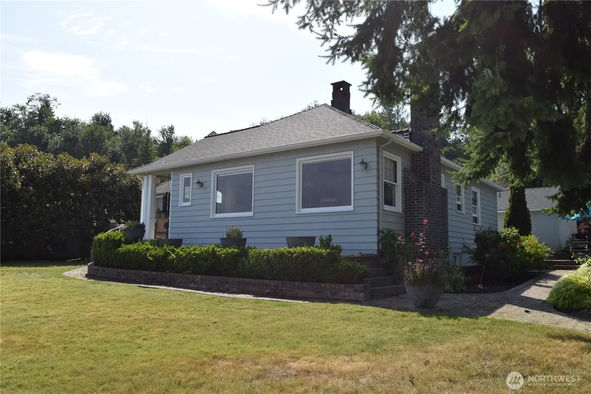 3538 Beach Drive E, Port Orchard, WA 98366 - Image #1