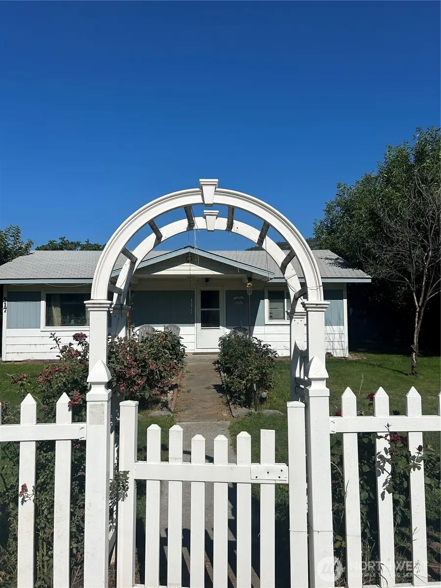 517 Juniper, Oroville, WA 98844 - Image #2